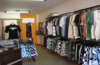 Radical Vest Surf Shop - Foto 1
